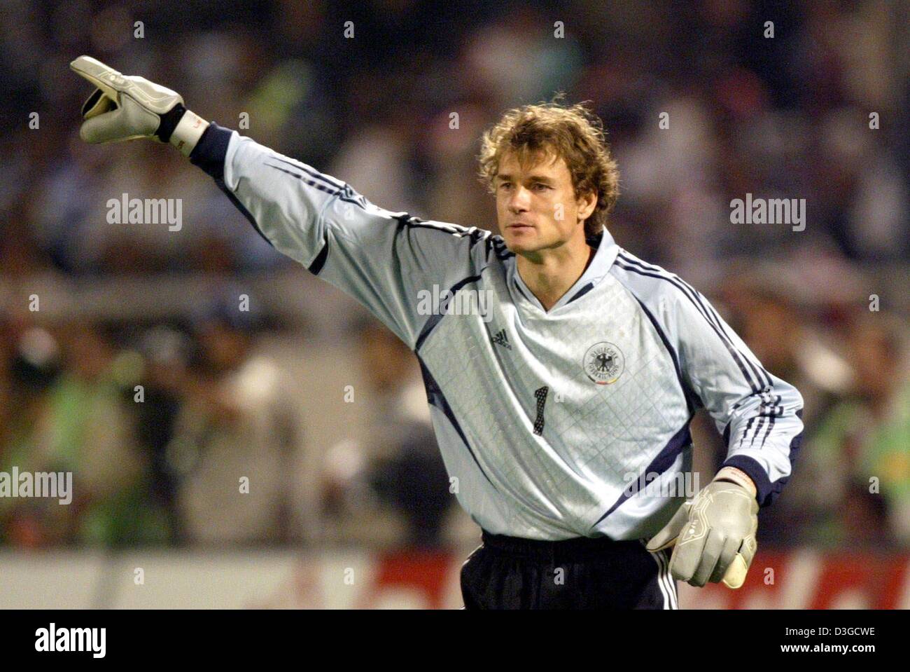 Sports spo soccer gesture goalkeeper pointing iran hires stock photography