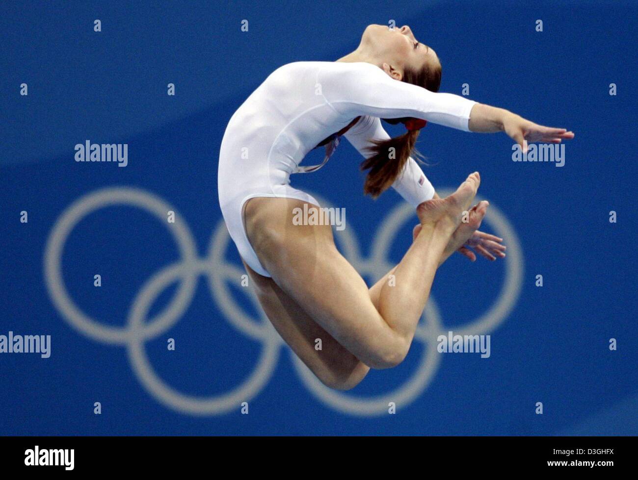 Carly patterson olympics 2004 hi-res stock photography and images - Alamy
