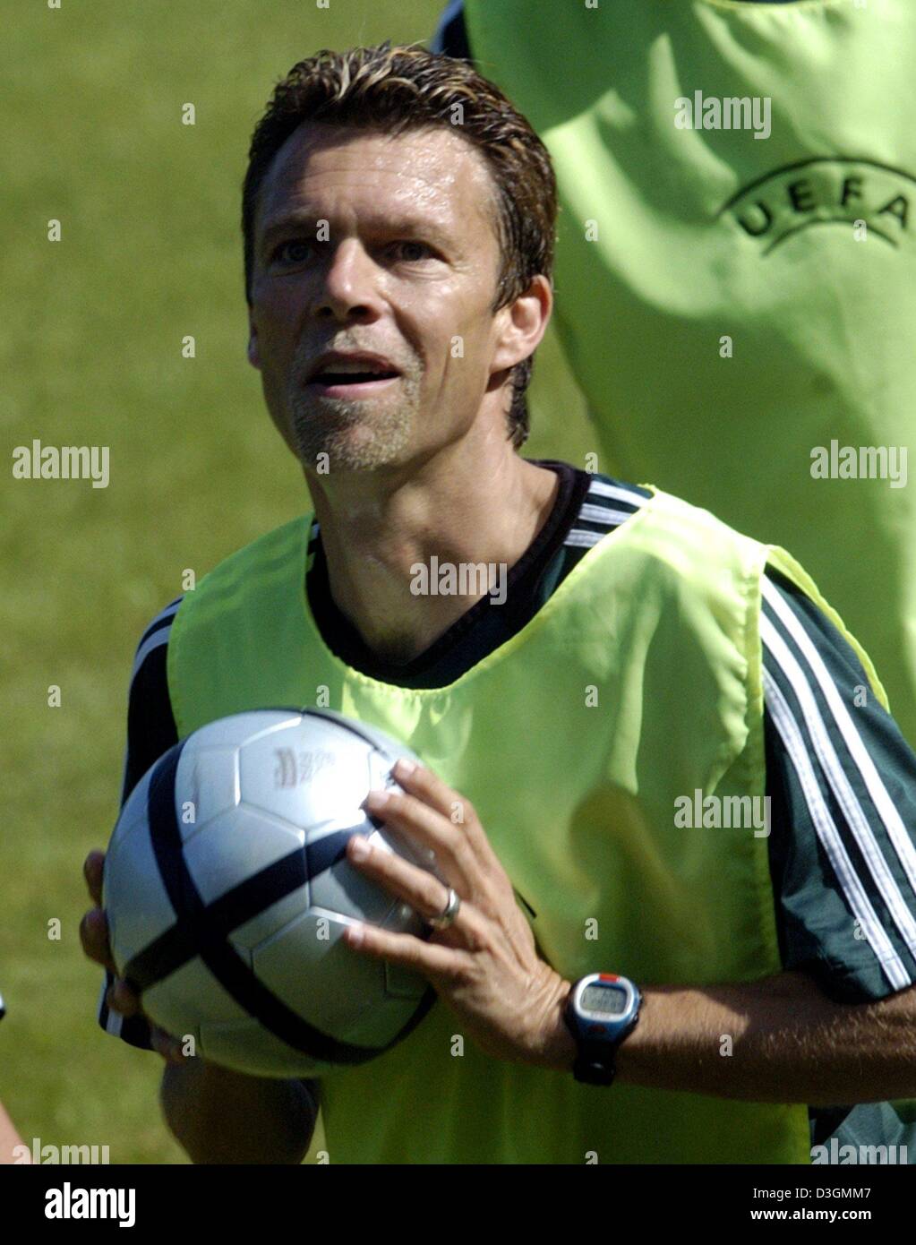 Football in Switzerland: Football Venues in Switzerland, Swiss Football  Clubs, Swiss Football Referees, Urs Meier, Switzerland National Footbal