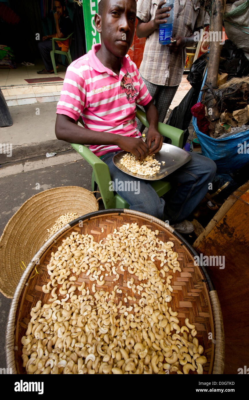 Cashew nuts for sale, MacKinnon Market, Old Town, Mombasa, Kenya Stock