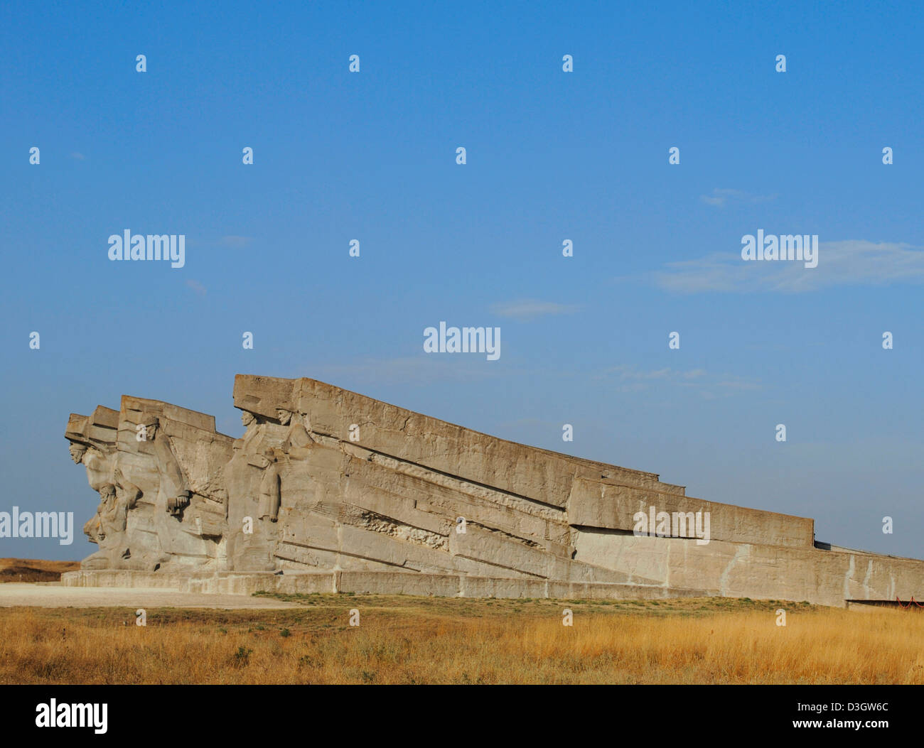 Ukraine. Crimea. Memorial to the Defence of the Adzhimushkay Quarry, 1982, against Nazi occupation in 1942. Stock Photo