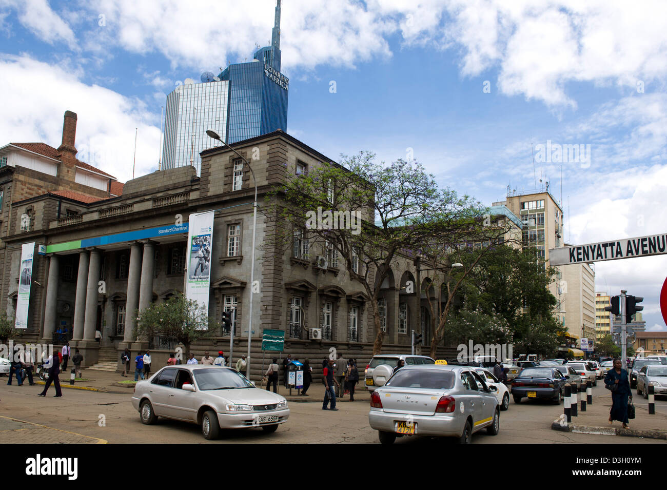 Kenyatta avenue, Street scene, Nairobi, Kenya Stock Photo Alamy