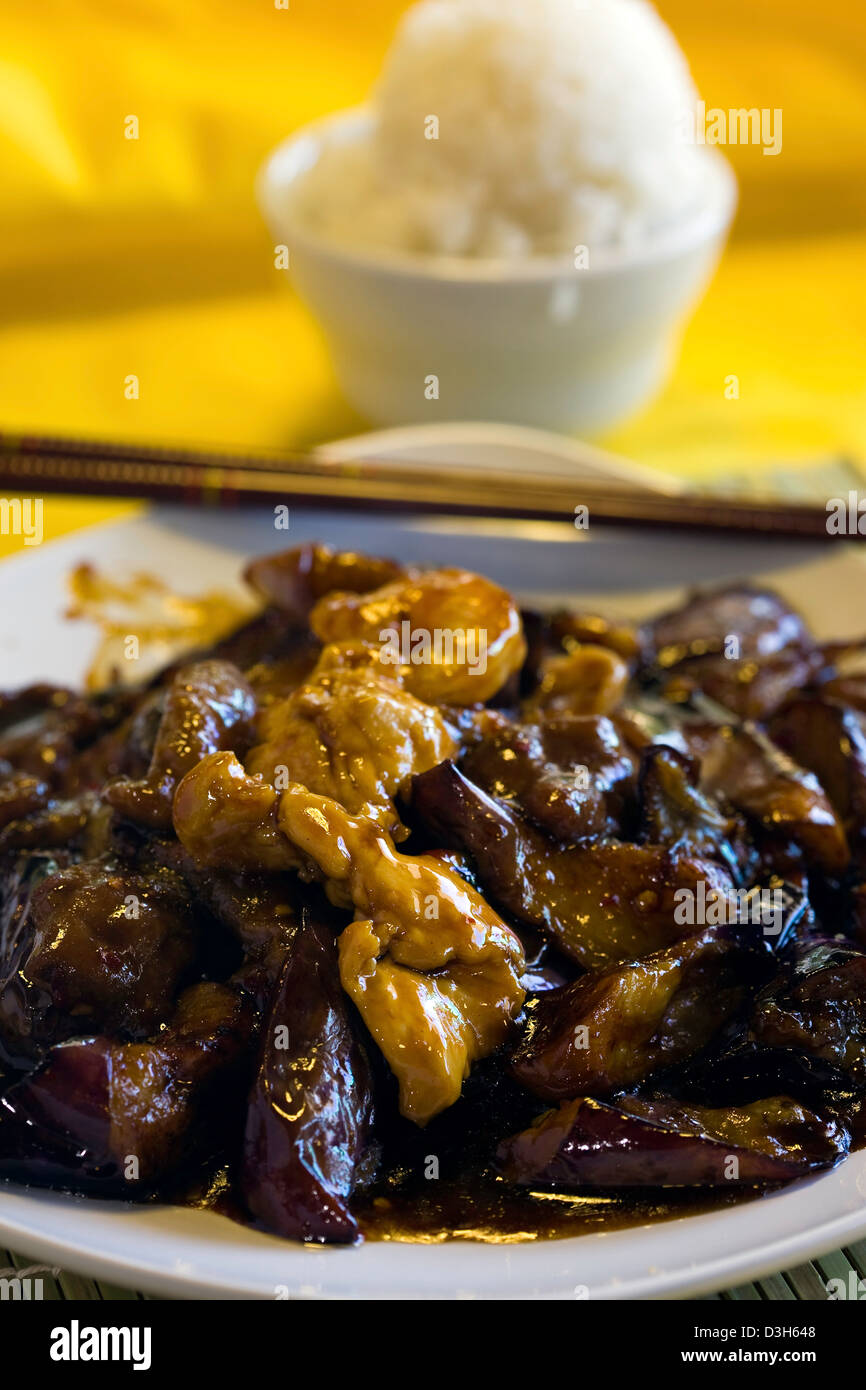 Presentation eat eating restaurant chicken eggplant garlic sauce hires