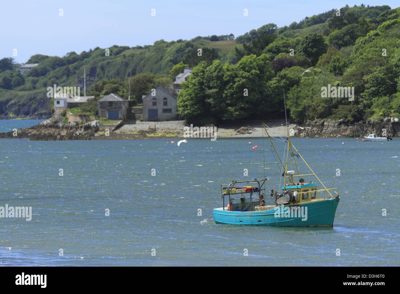 A crab fishing boat trawler approaching the pier at Reen, West Cork