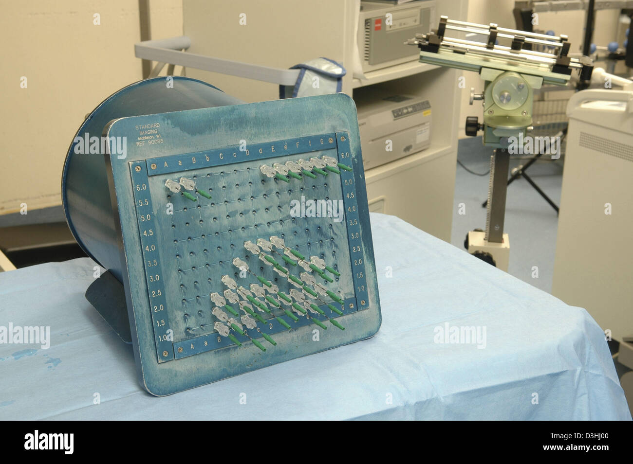 Brachytherapy hires stock photography and images Alamy