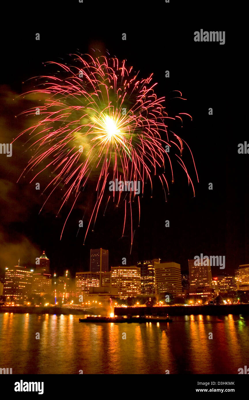 Rose Festival fireworks from Eastside Esplanade, Portland, Oregon Stock
