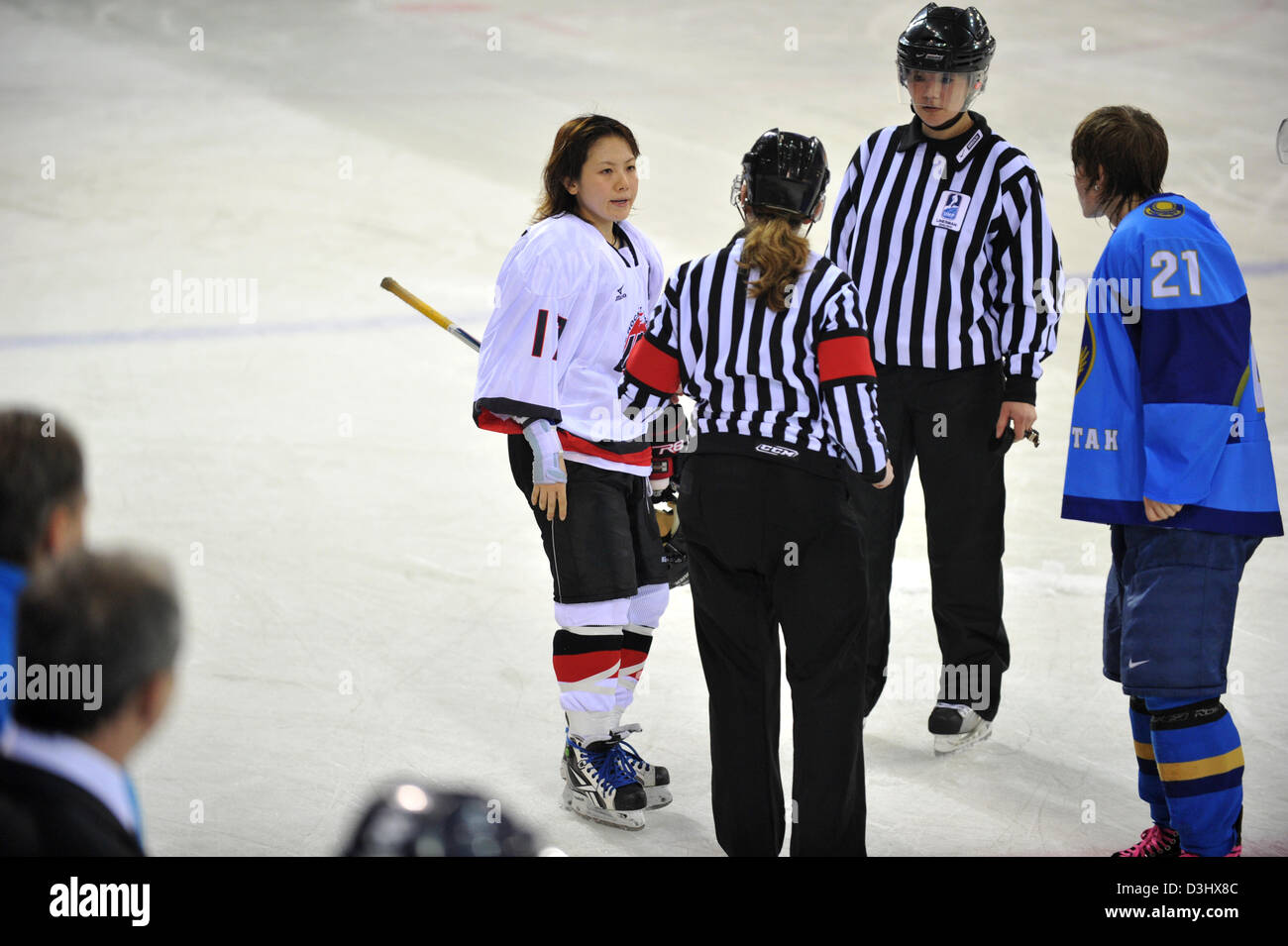 Yuka Hirano (JPN),  JANUARY 31, 2011 - Ice Hockey :   during Women's Tournament Game 6 match between Japan 2 - 3 Kazakistan in The 7th Asian Winter Games Almaty 2011 at Balluan Sholak Sport Palace, Almaty, Kazakistan. (Photo by Atsushi Tomura/AFLO SPORT) Stock Photo