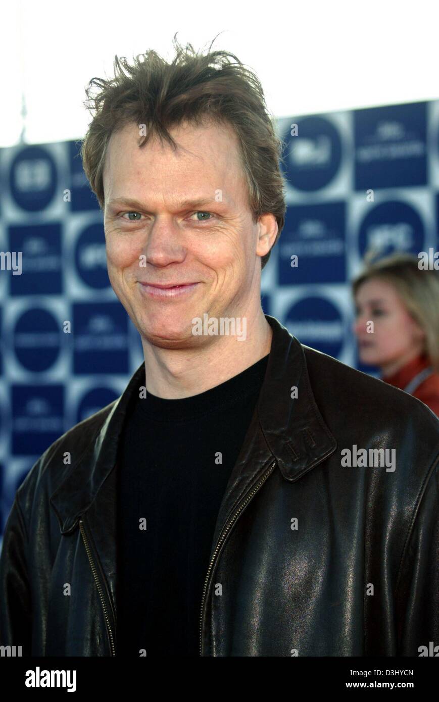 (dpa) - US author and screenplay writer Peter Hedges smiles on his arrival at the Independent Spirit Awards in Santa Monica, California, USA, 28 February 2004. Stock Photo