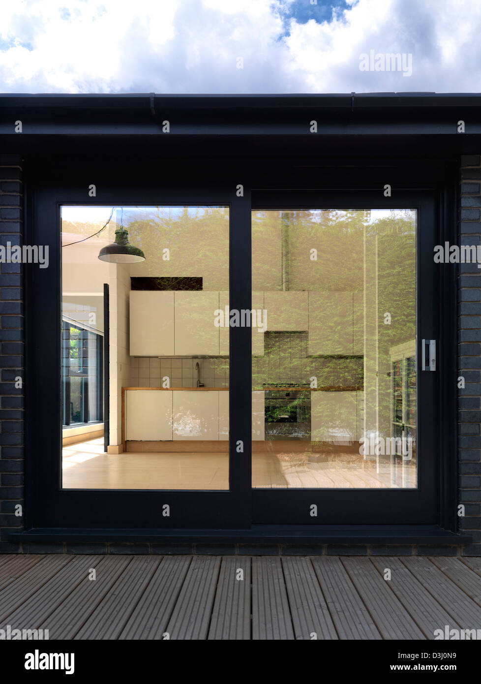 Hollins Lane, Marple Bridge, United Kingdom. Architect Roz Barr