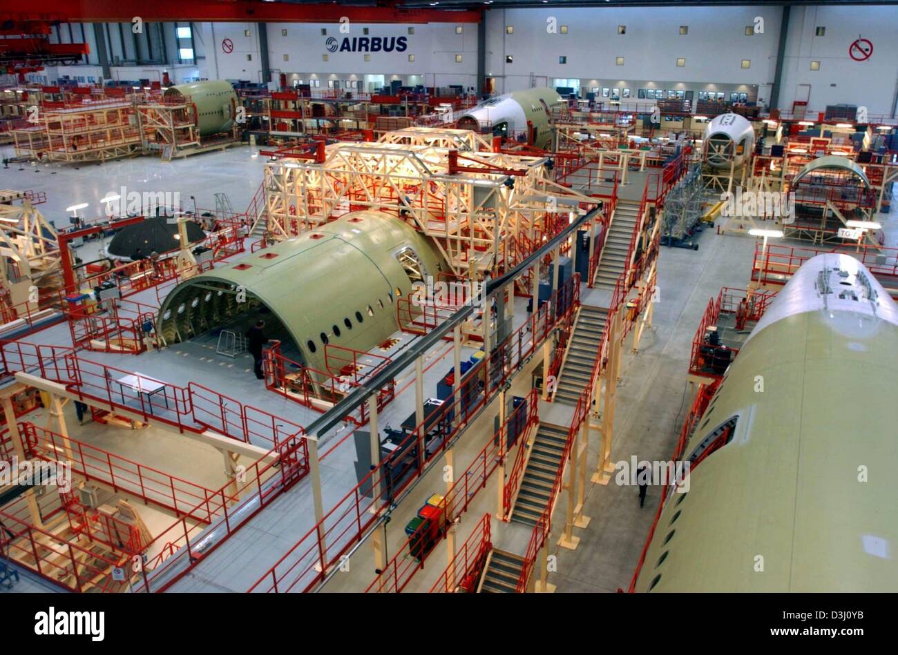 New airbus a380 hi-res stock photography and images - Alamy