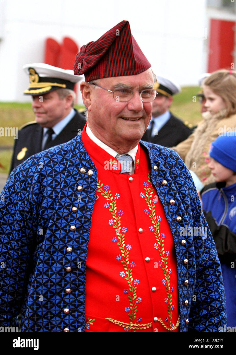 dpa) - Royal Visit of Denmark 19-23 June 2005 to the Faroe Islands. Prince  Henrik 20 June 2005 in the smallest capital of the world, Thorshavn of the  Faroe Islands. (NETHERLANDS OUT Stock Photo - Alamy