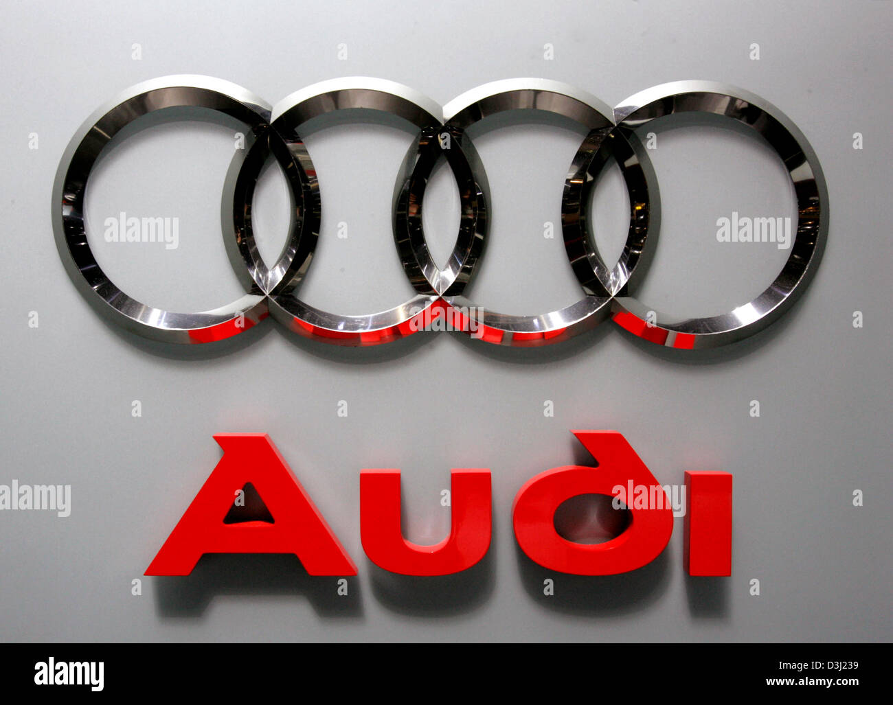 Logo audi hi-res stock photography and images - Alamy, image size:1300x1027