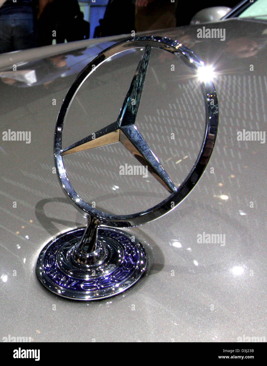 Dpa The Mercedes Star Twinkles In The Spotlight On The Bonnet Of Stock Photo Alamy