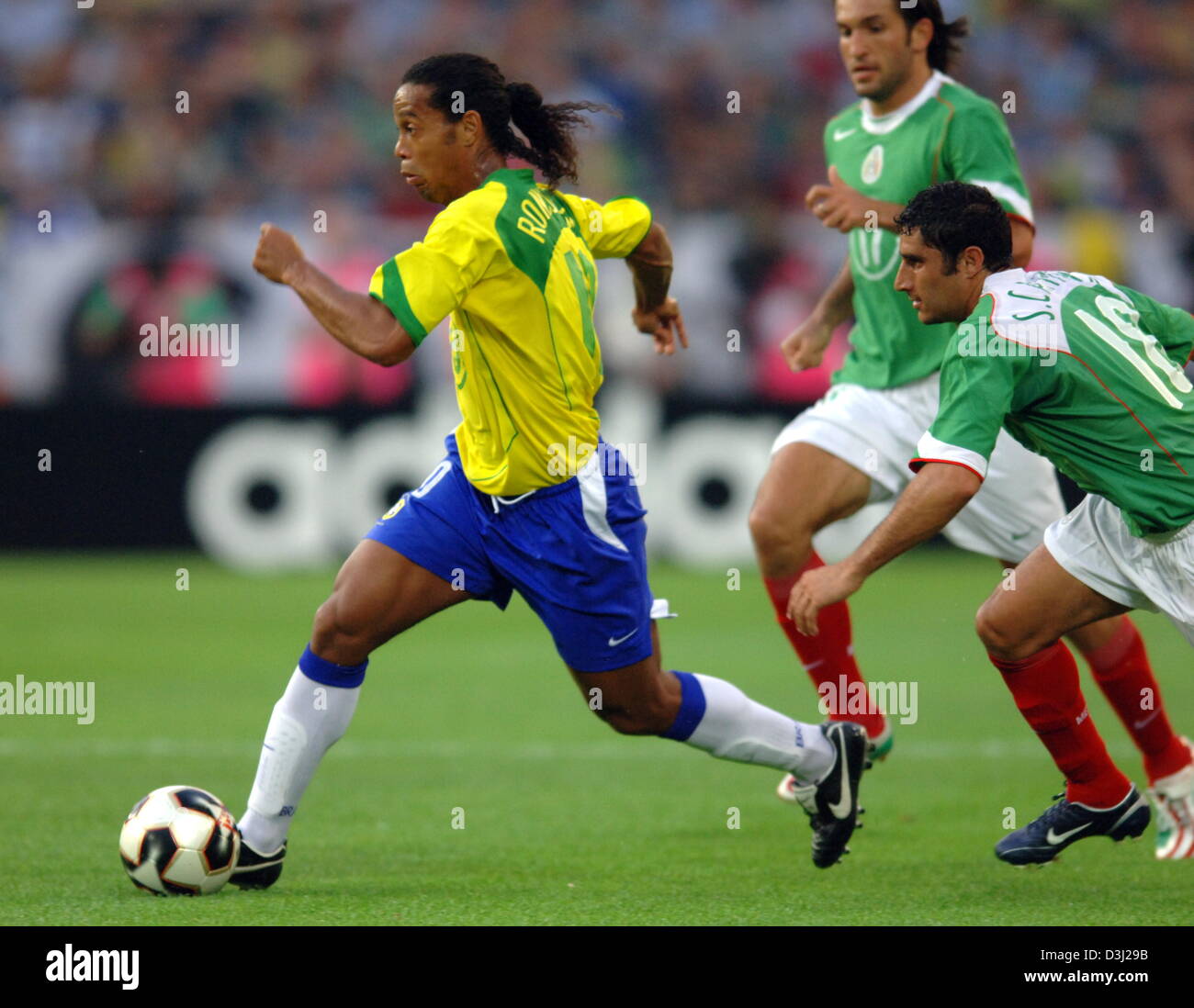 Ronaldinho Dribbling