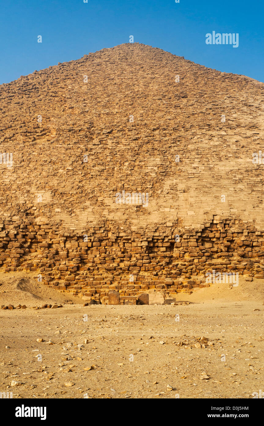 Bent Pyramid built under Old Kingdom Pharaoh Sneferu (2600 BC), Dahshur