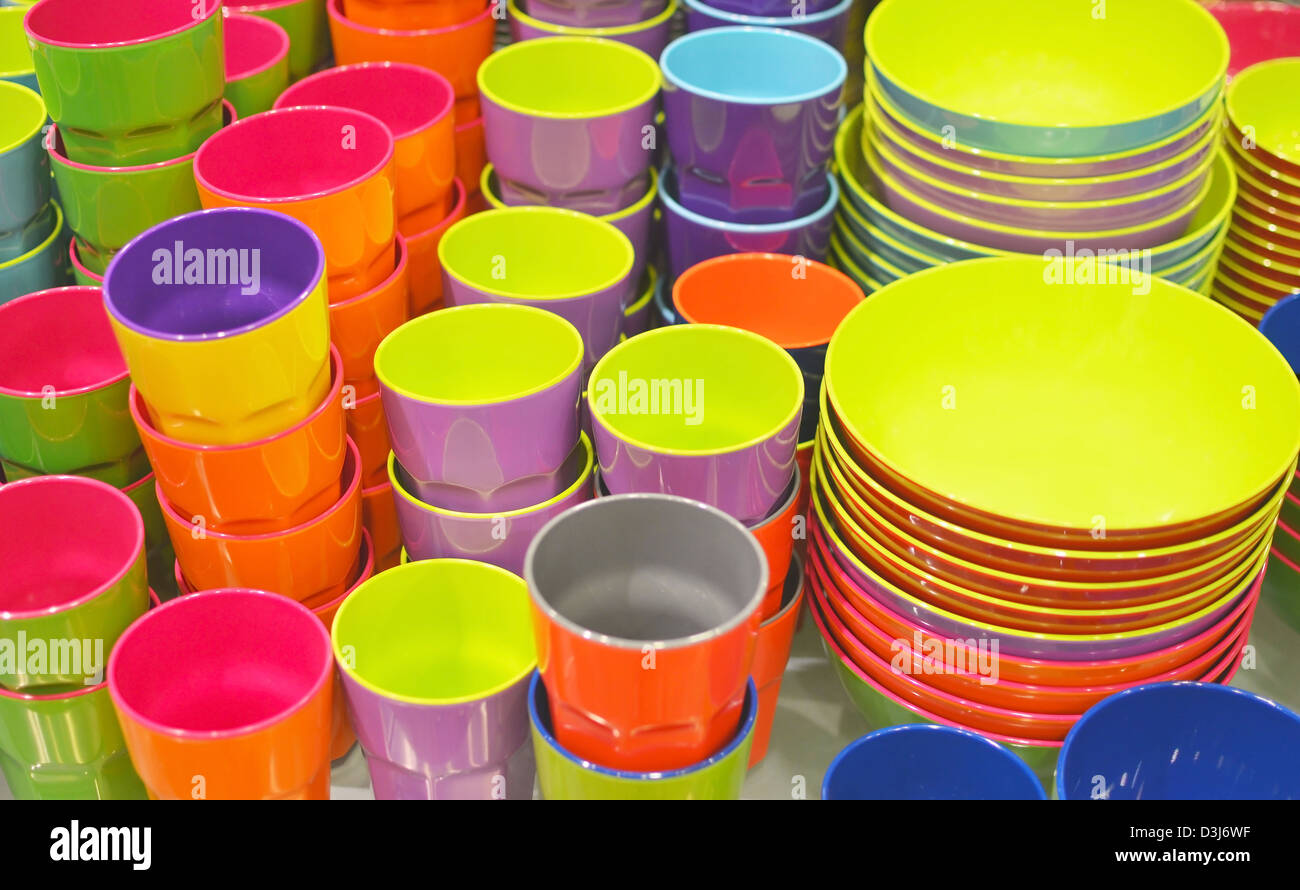Plastic cups and plates hires stock photography and images Alamy