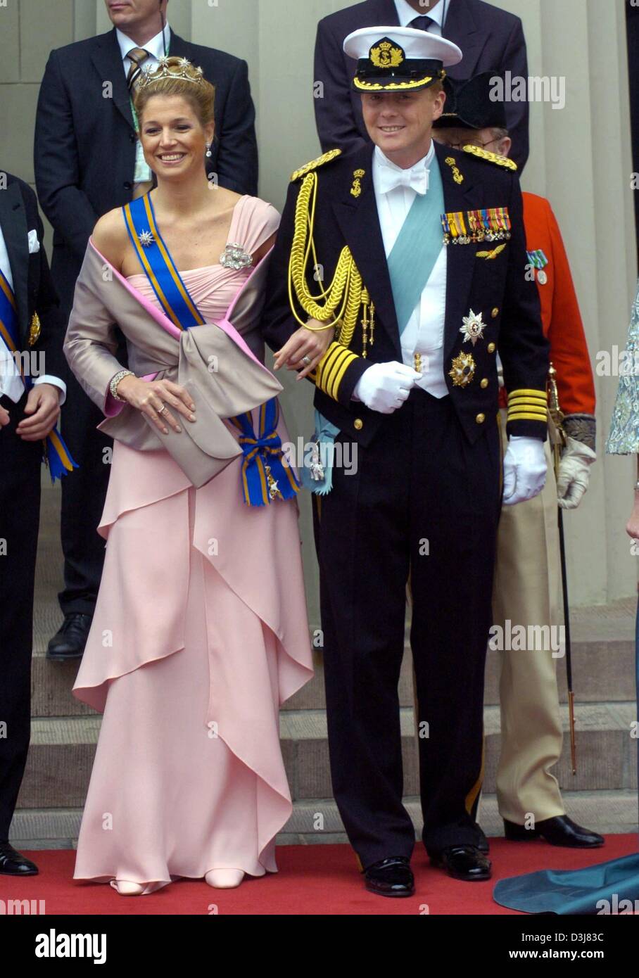 (dpa) - Crown Prince Willem-alexander Of The Netherlands (r) And His 