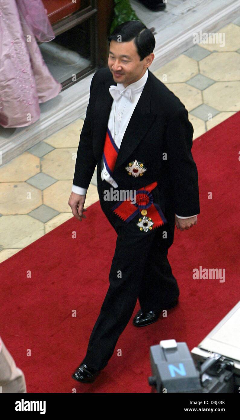 (dpa) - Crown prince  Naruhito of Japan smiles on his  arrival to the wedding of Danish crown prince Frederik and Mary Donaldson at the cathedral in Copenhagen, Denmark, Friday, 14 May 2004. Members of all European royal dynasties were among the 800 invited guests who attended the wedding. Stock Photo
