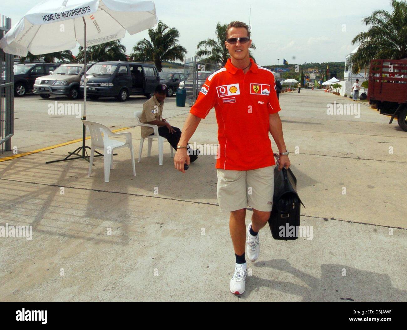 (dpa) The German F1 world champion Michael Schumacher (Ferrari) arrives