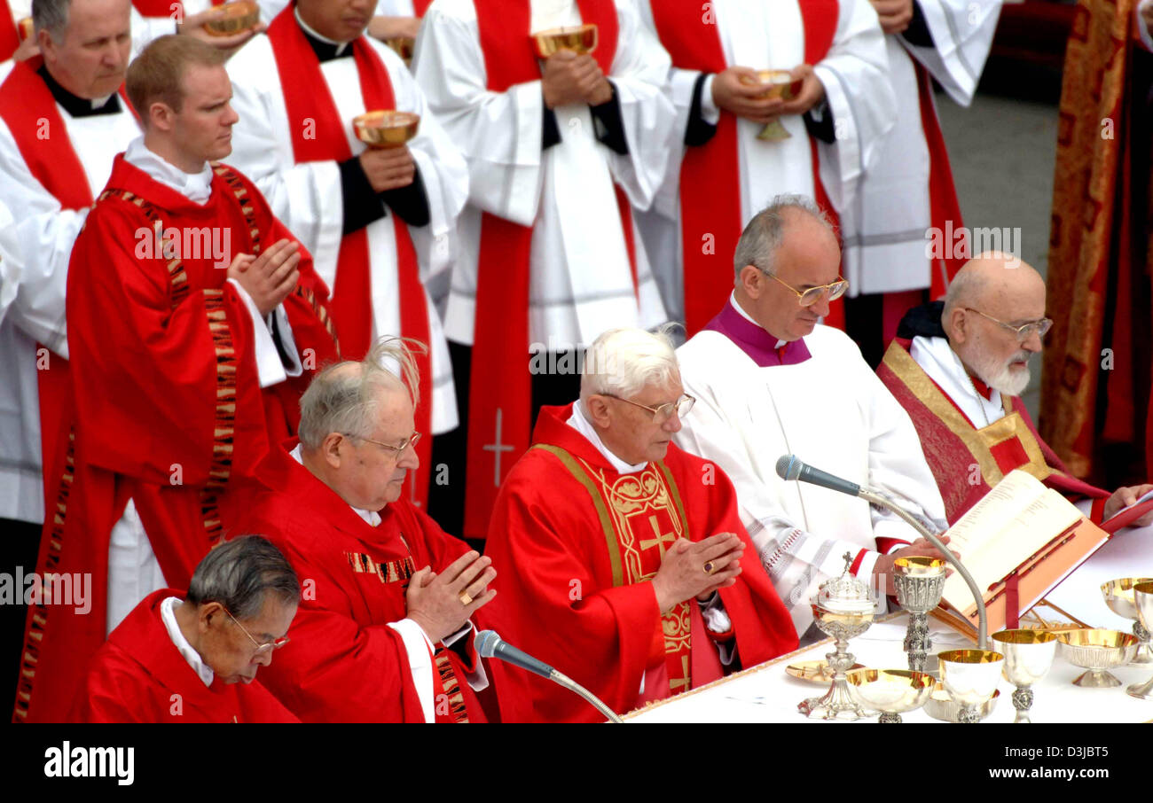 Pope John Paul Ii Funeral High Resolution Stock Photography And Images Alamy