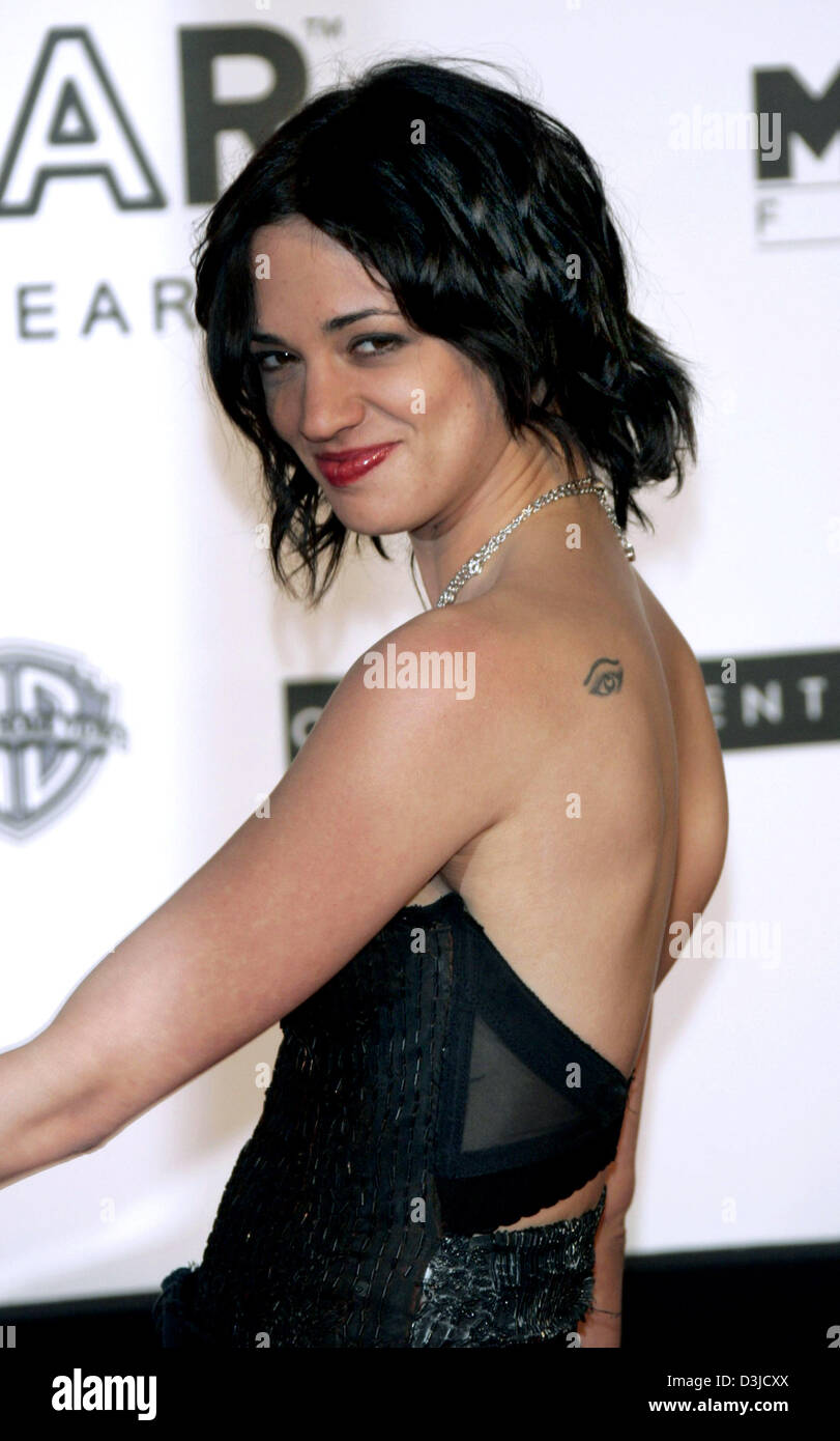 (dpa) - Italian actress Asia Argento attends the amfAR Party 'Cinema Against AIDS 2005'  during the 58th International Cannes Film Festival in Mougins, France, 19 May 2005. Stock Photo