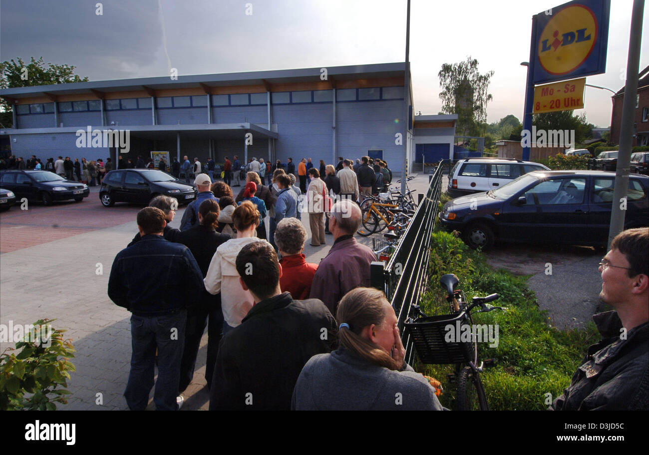 Lidl branches hires stock photography and images Alamy