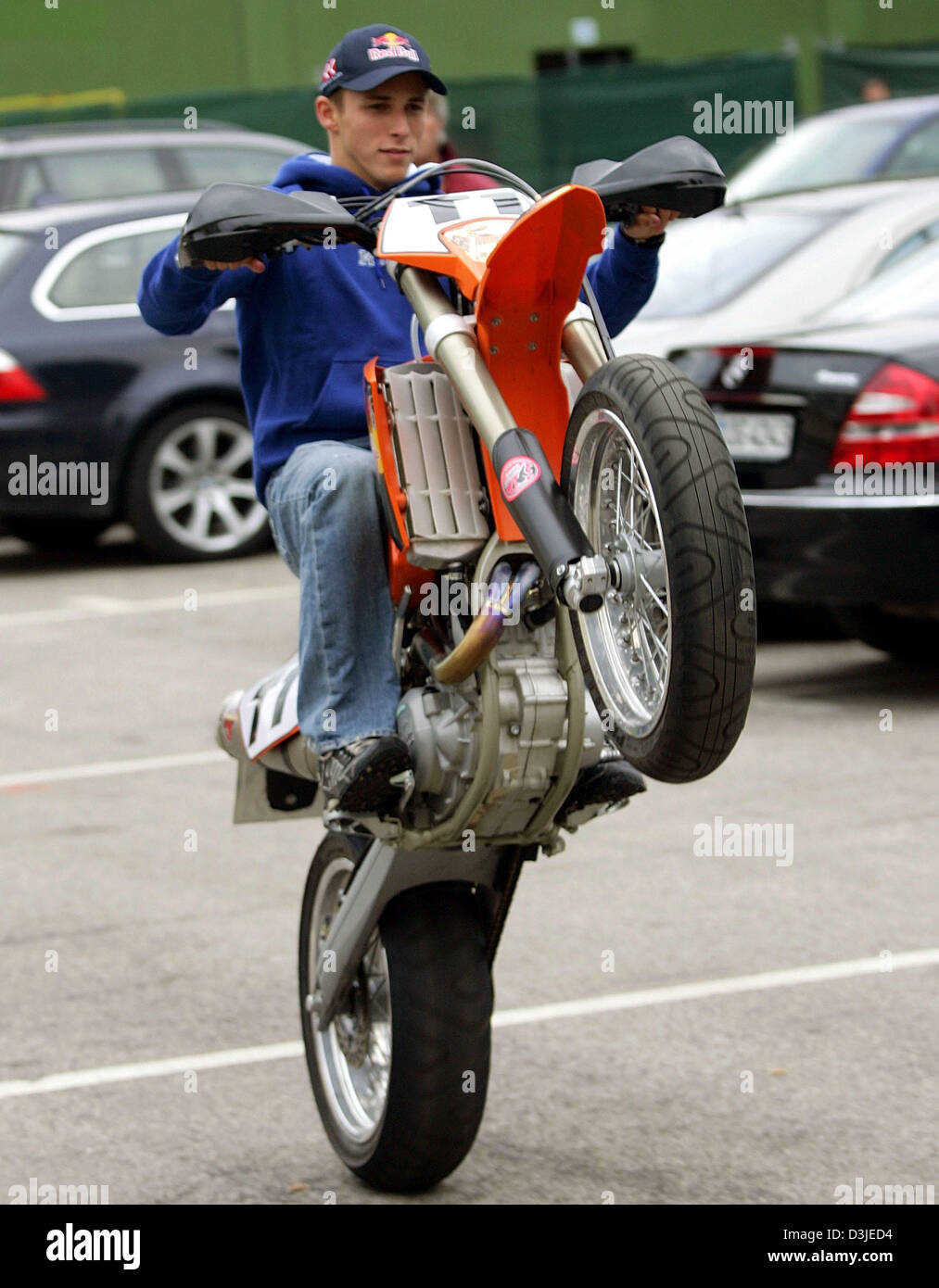 Sports spo motor_racing wheelie bike stunt male italy hi-res stock  photography and images - Alamy