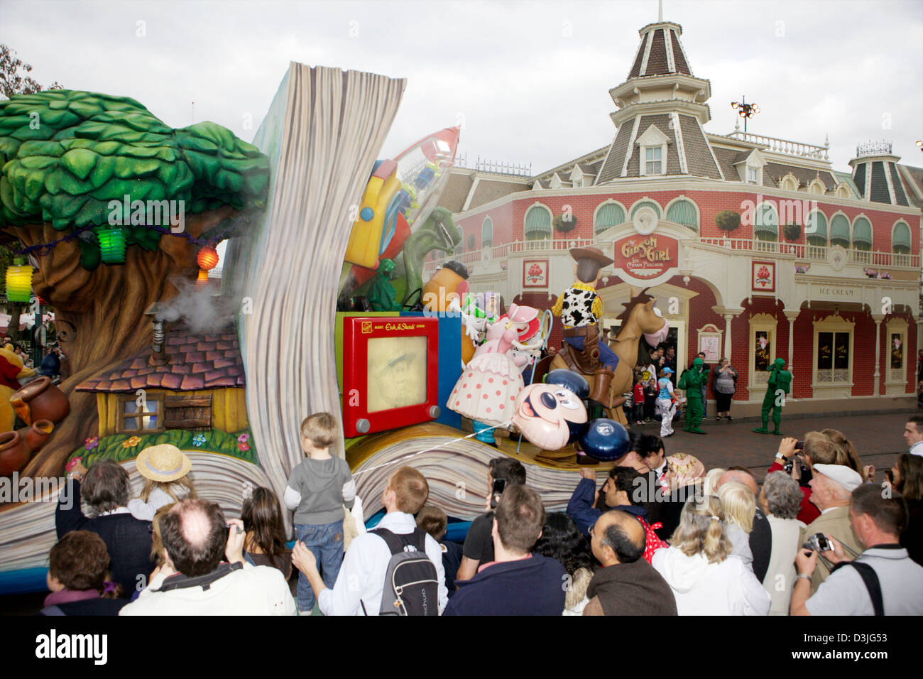 Disneyland, Paris - rides, characters, entertainment, theme park Stock Photo