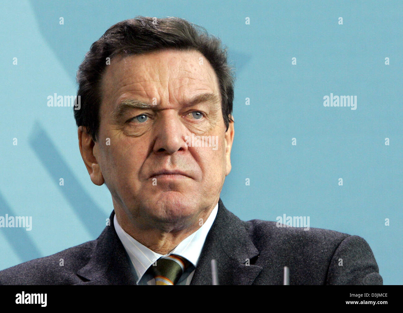 (dpa) - German Chancellor Gerhard Schroeder pictured in Berlin, Germany ...