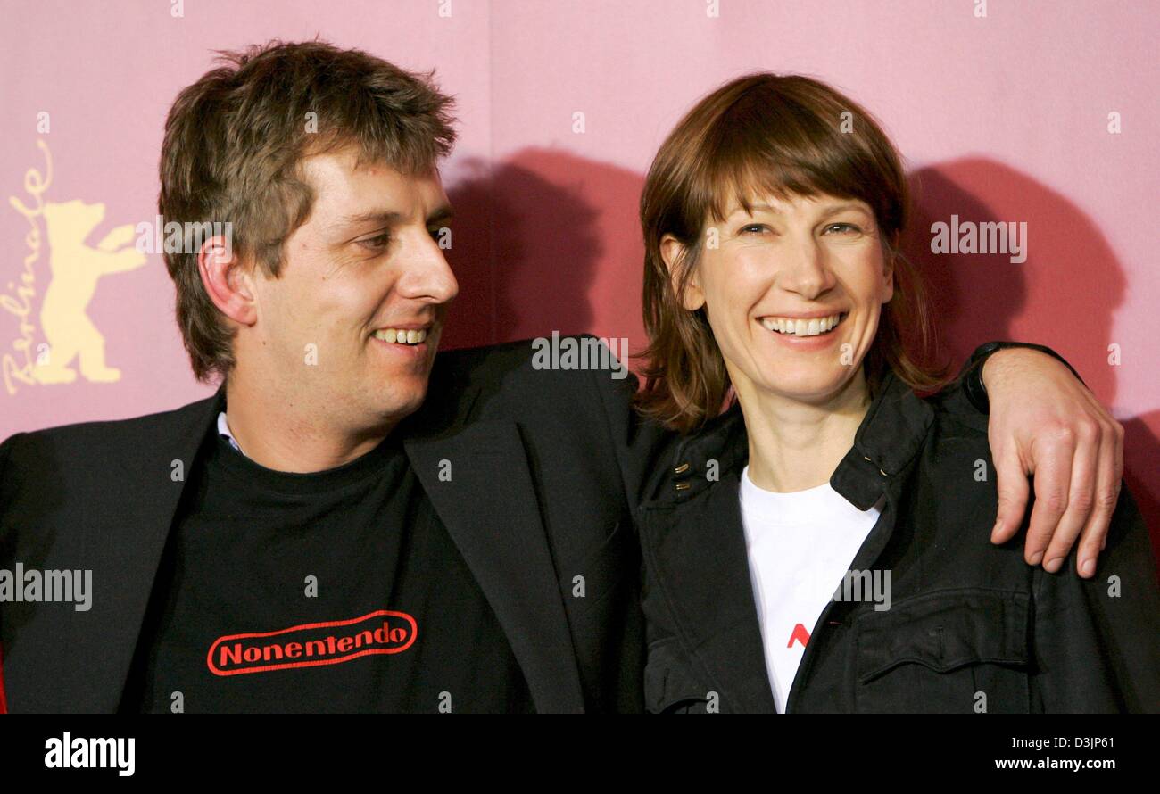 (dpa) - British actress Megan Gay and German director Hannes Stoehr arrive for the presentation of the competition film 'One day in Europe' during the 55th Berlinale international film festival in Berlin, Germany, 12 February 2005. A total of 21 films compete for the Golden and Silver Bear prizes at the Berlinale. Stock Photo