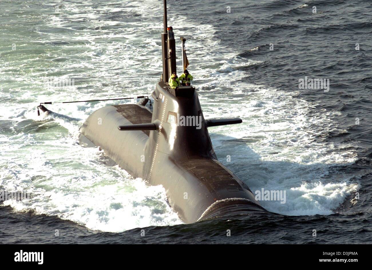Dpa The New Class 212 A Submarine U 31 Leaves The Baltic Sea Naval Base In Eckernfoerde Germany Monday 7 February 05 The Most Modern Non Nuclear Submarine In The World Powered