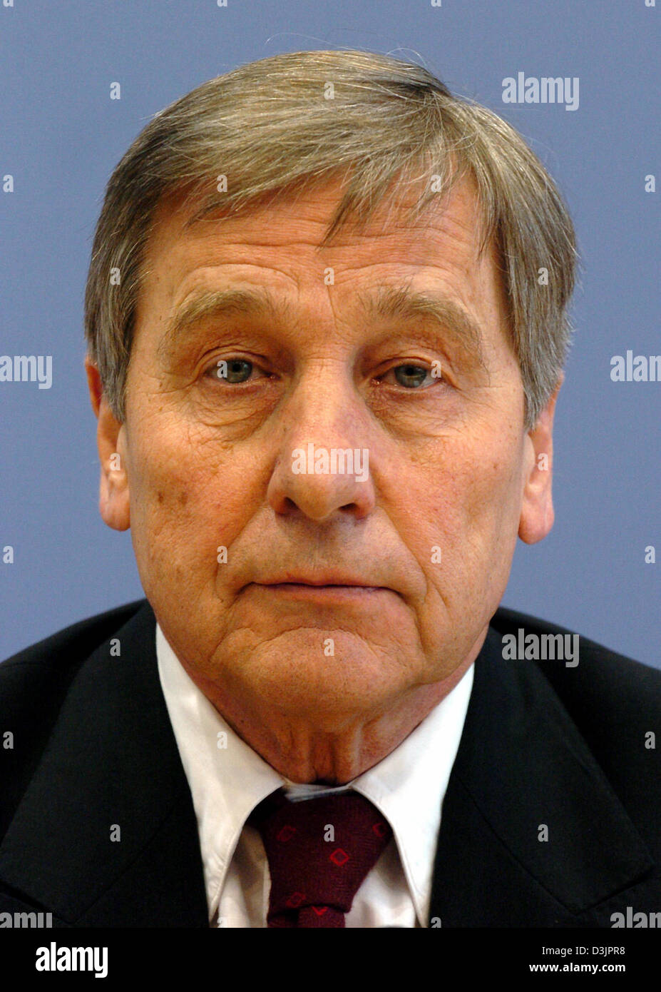 (dpa) - German Minister for Economic Affairs Wolgang Clement in a picture taken during a press conference in Berlin, Germany, 2 February 2005. Stock Photo