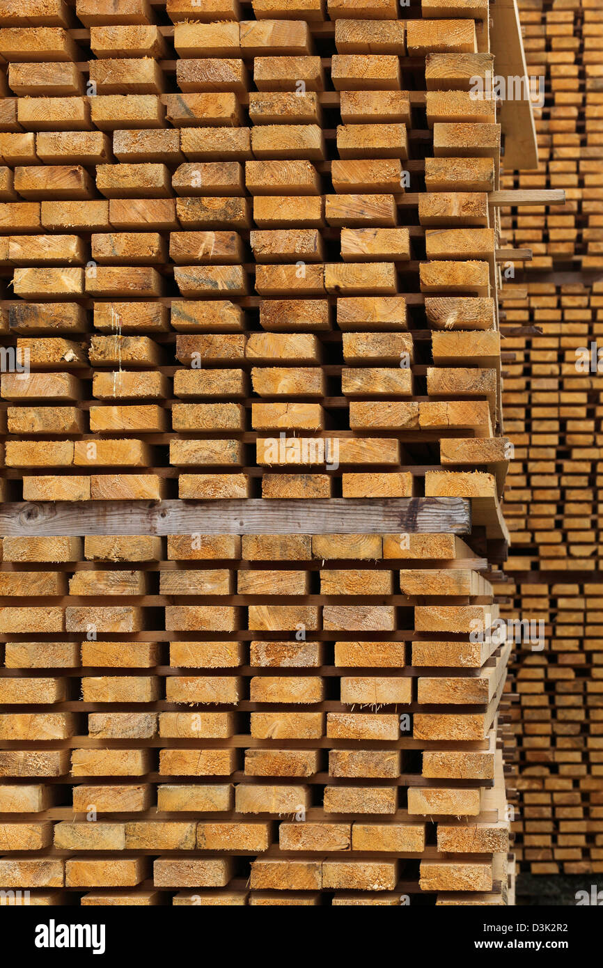 Älvsered, Sweden, stack Kanthoelzer in a sawmill Stock Photo - Alamy