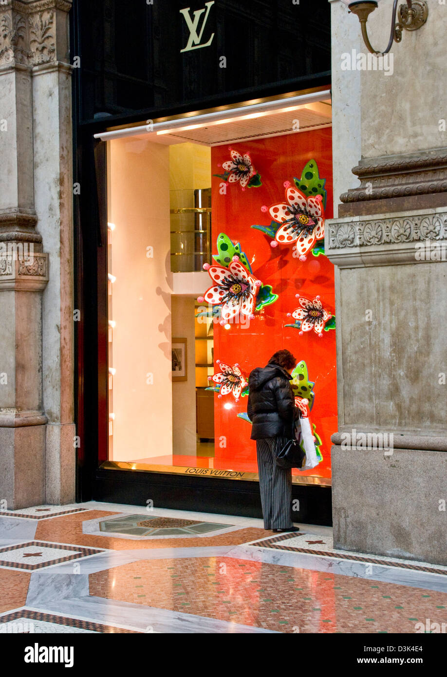 Louis vuitton boutique in milan hi-res stock photography and images - Page  2 - Alamy