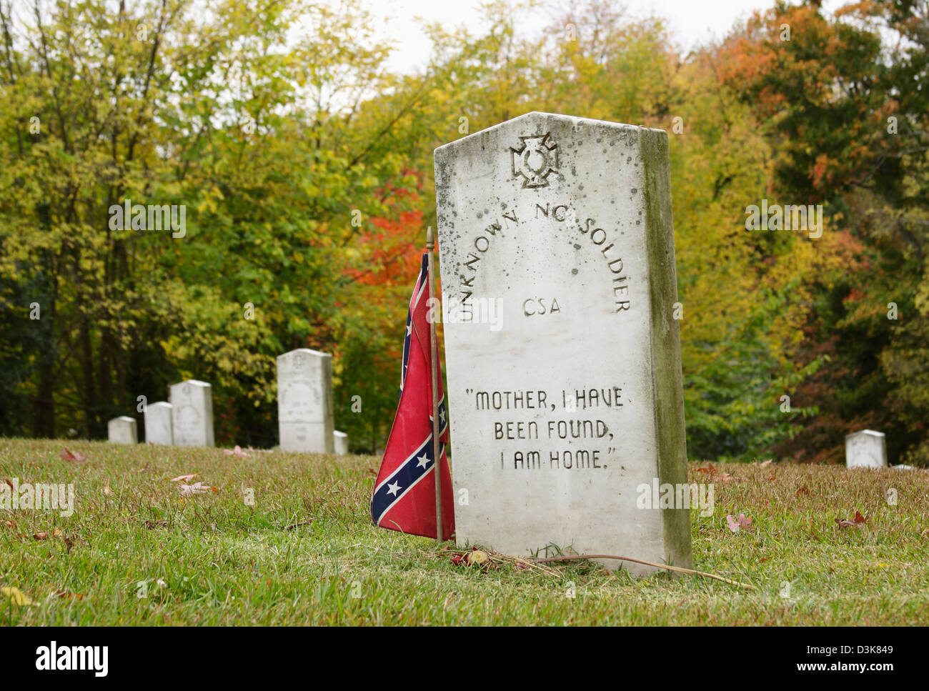 Unknown Confederate soldier, Oakwood Cemetery, Raleigh, NC, USA.  Inscription reads 'Mother, I have been found, I am home.' Stock Photo