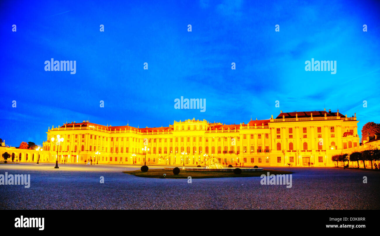 Palace of schonbrunn hires stock photography and images Alamy