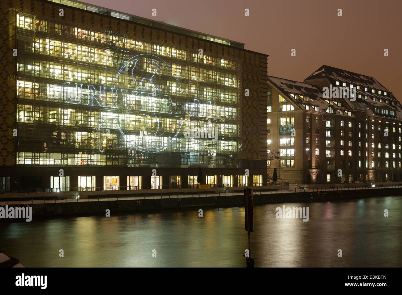 Page 2 Universal Music Group High Resolution Stock Photography and