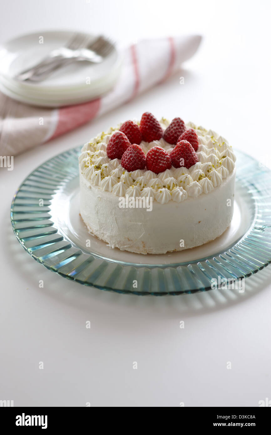 Strawberry shortcake on a glass plate Stock Photo - Alamy