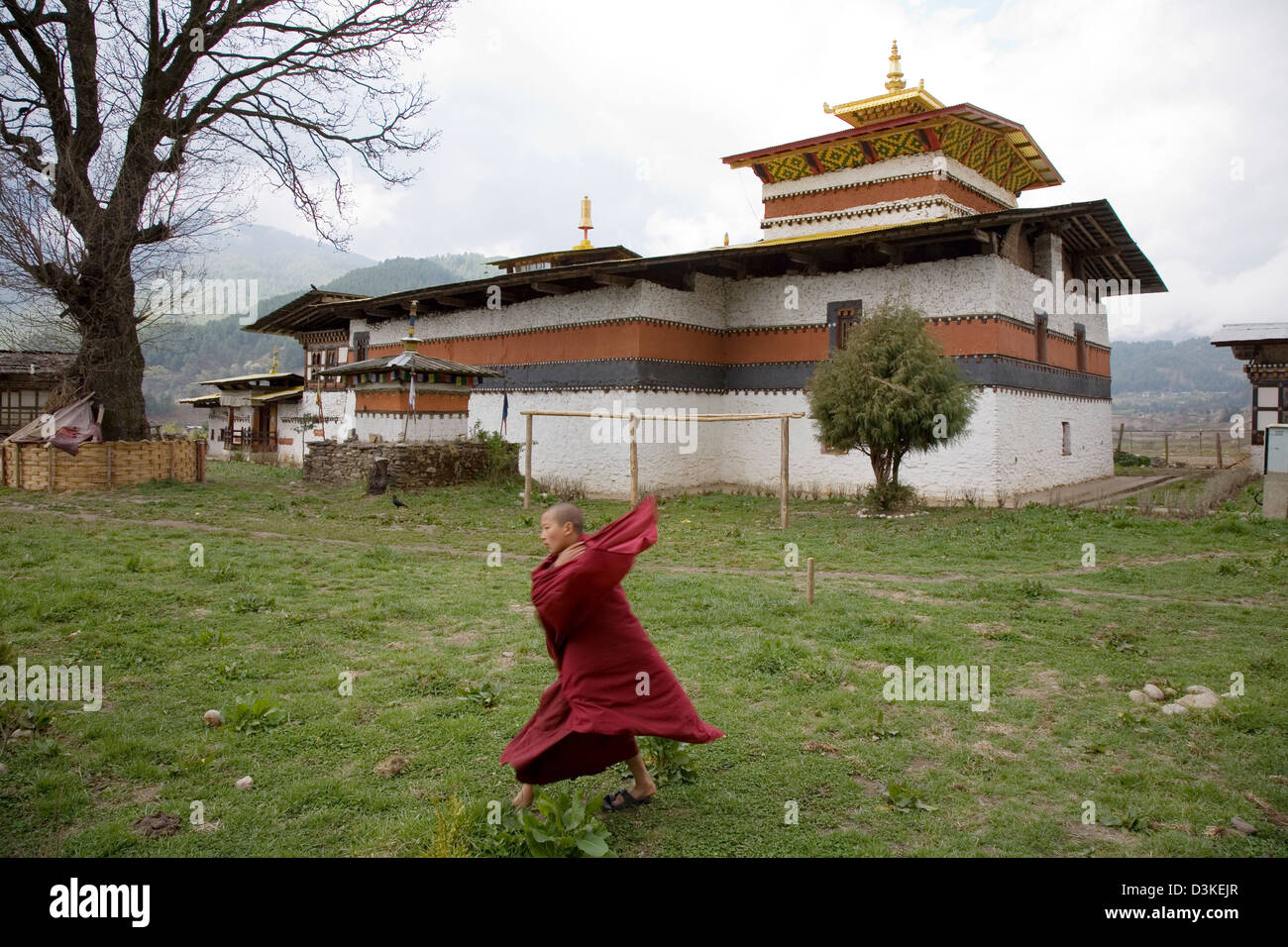 Young monks at Jakar's Tanshing Monastery are a friendly and industrious bunch, Bhutan, Asia Stock Photo