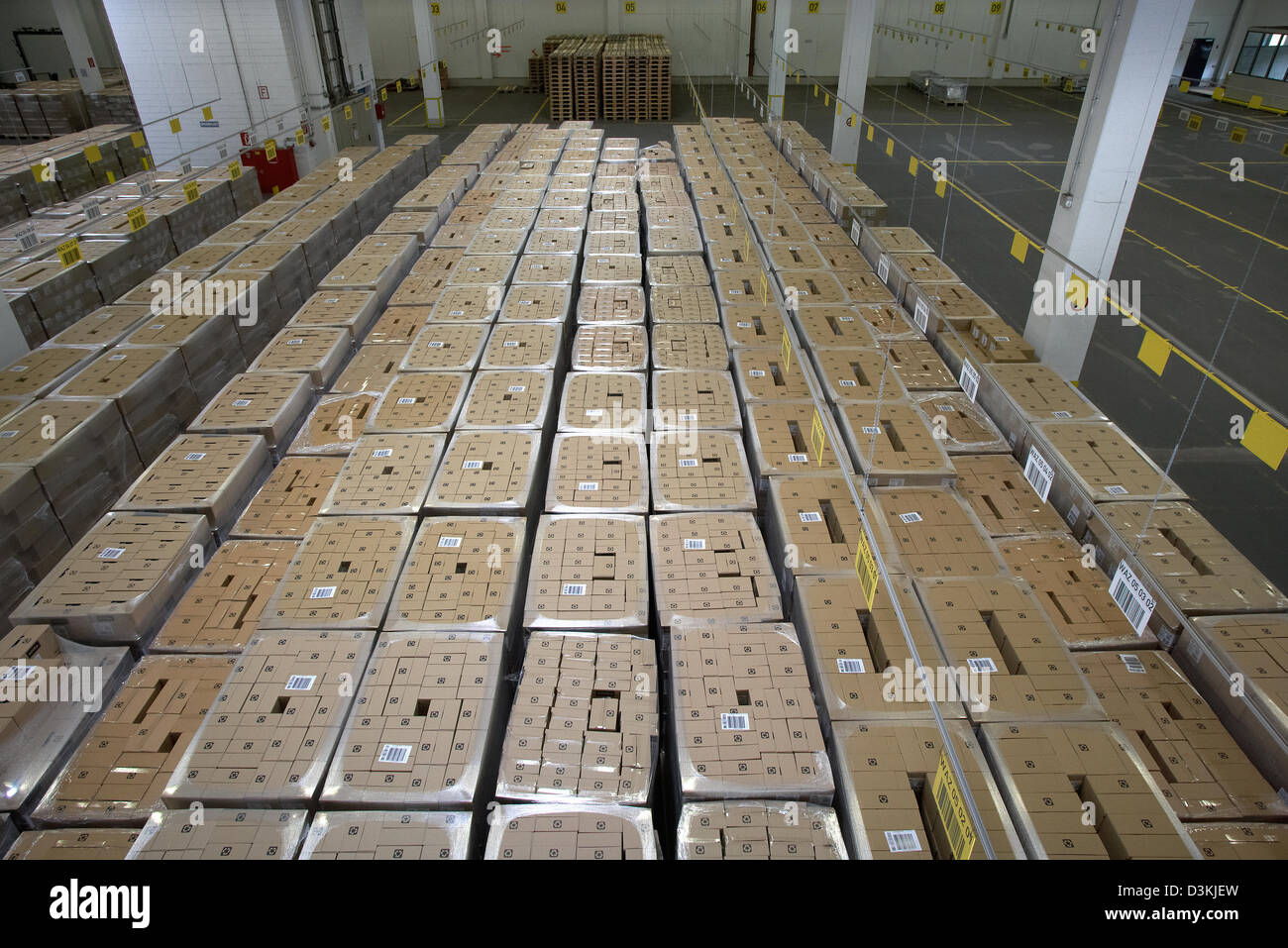 Berlin, Germany, the shipping area of the Dock 100 Logistics GmbH Stock ...