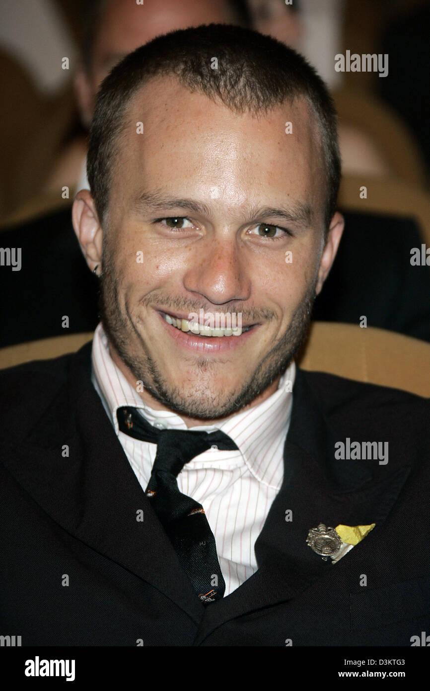 (dpa) - The picture shows actor Heath Ledger prior to the premiere of his latest movie 'Brokeback Mountain' at the International Film Festival in Venice, Italy, 02 September 2005. Photo: Hubert Boesl Stock Photo