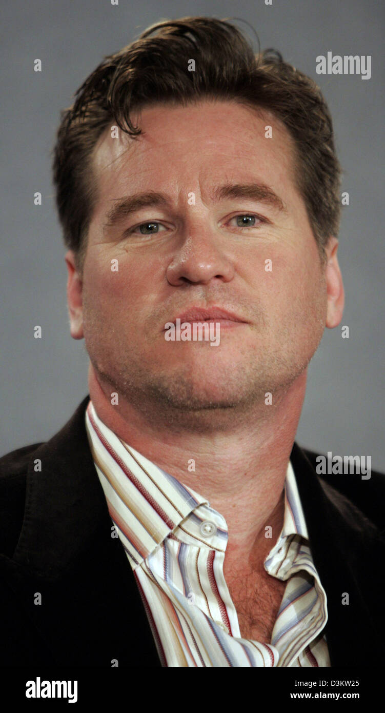 (dpa) - US actor  Val Kilmer attends the premiere of his new film 'Kiss, Kiss, Bang, Bang' at the 30th International Film festival in Toronto, Canada, 09 September 2005. Photo Hubert Boesl Stock Photo