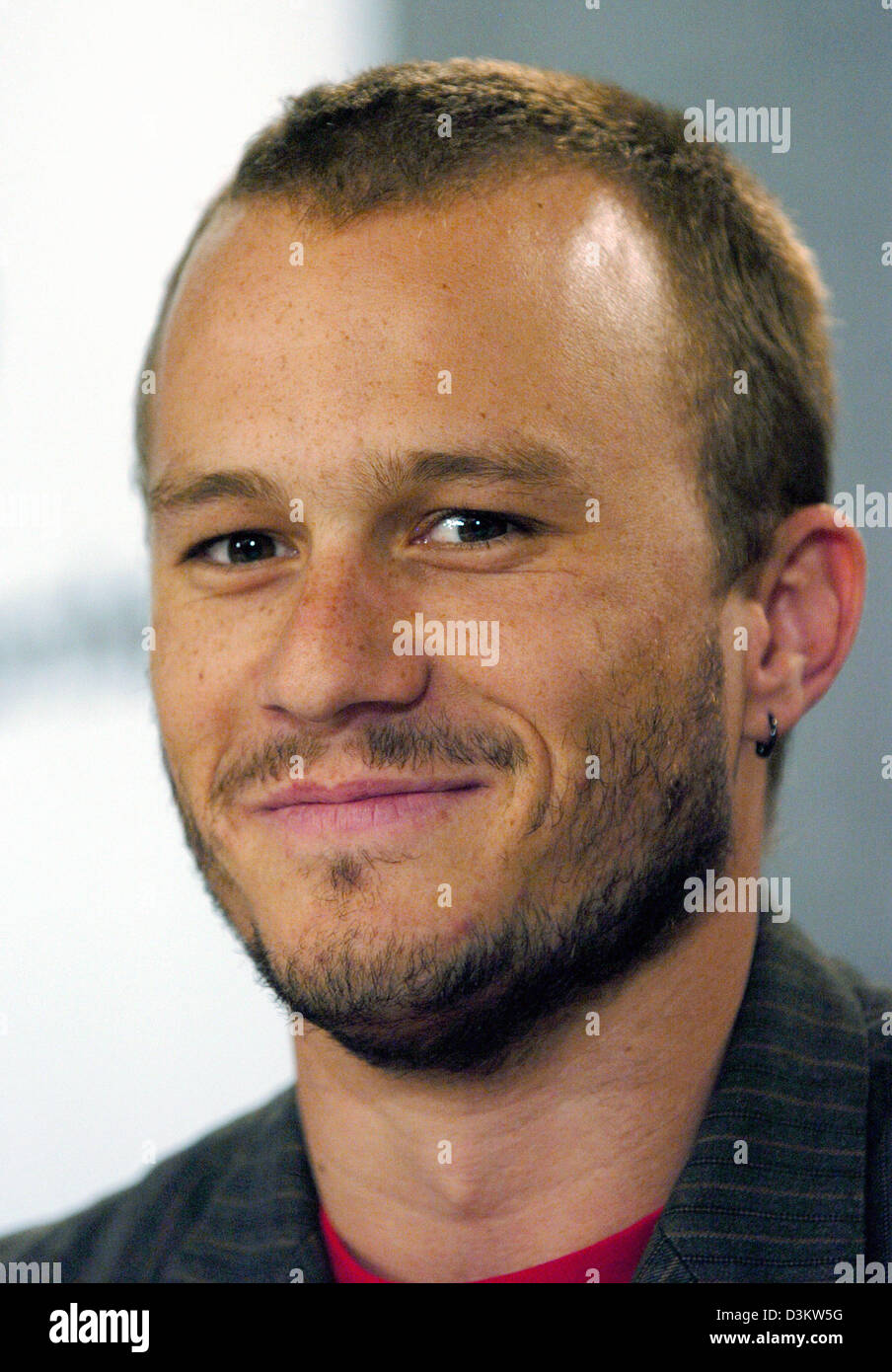 (dpa) - US actor Heath Ledger pictured during the premiere of his new film 'Brokeback Mountain' at the 30th International Film Festival inToronto, Canada, 10 September 2005.Photo Hubert Boesl Stock Photo