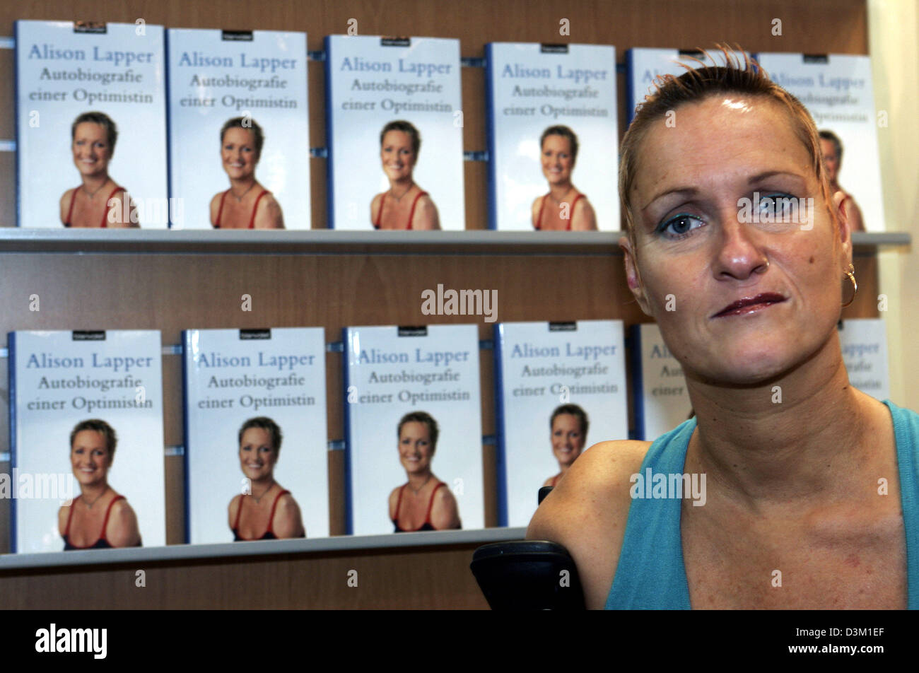 (dpa) - Bitish author alison Lapper presents her book 'Autobiography of an optimist' at the Frankfurt Book Fair in Frankfurt, Germany, 19 October 2005. Photo: Frank May Stock Photo