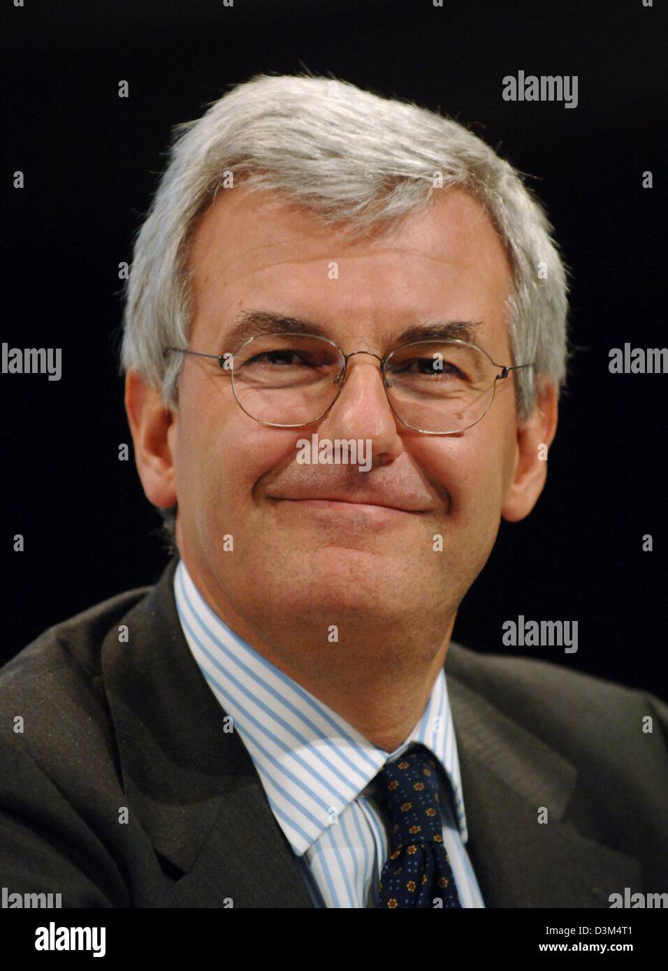 (dpa) - Italian bank UniCredit's general executive manager Alessandro ...