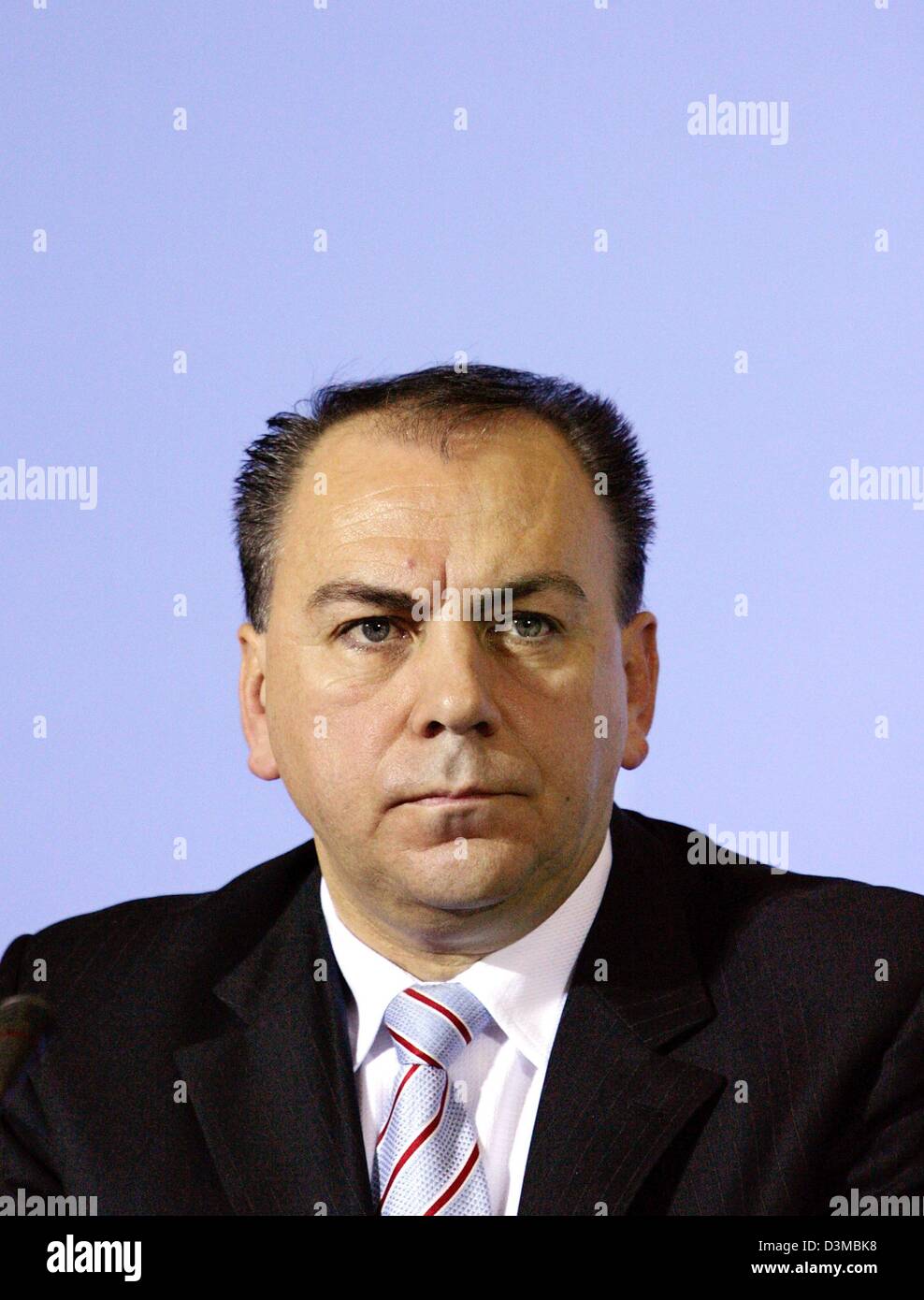 The president of the Deutsche Bundesbank Axel Weber takes part in the press conference of the 36th German-French finance and economy board meeting in Berlin, Germany, Thursday 19 January 2006. France and Germany aim to achieve  a compromise in the contentious issue of Value added tax (VAT) rates. Since 1999 the EU provides reduced rates for work intensive services including haircut Stock Photo