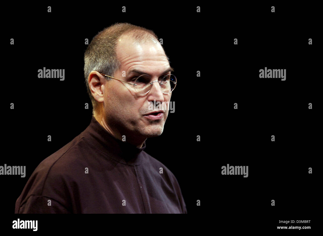 Apple Computer's CEO Steve Jobs addresses the audience presenting Apple