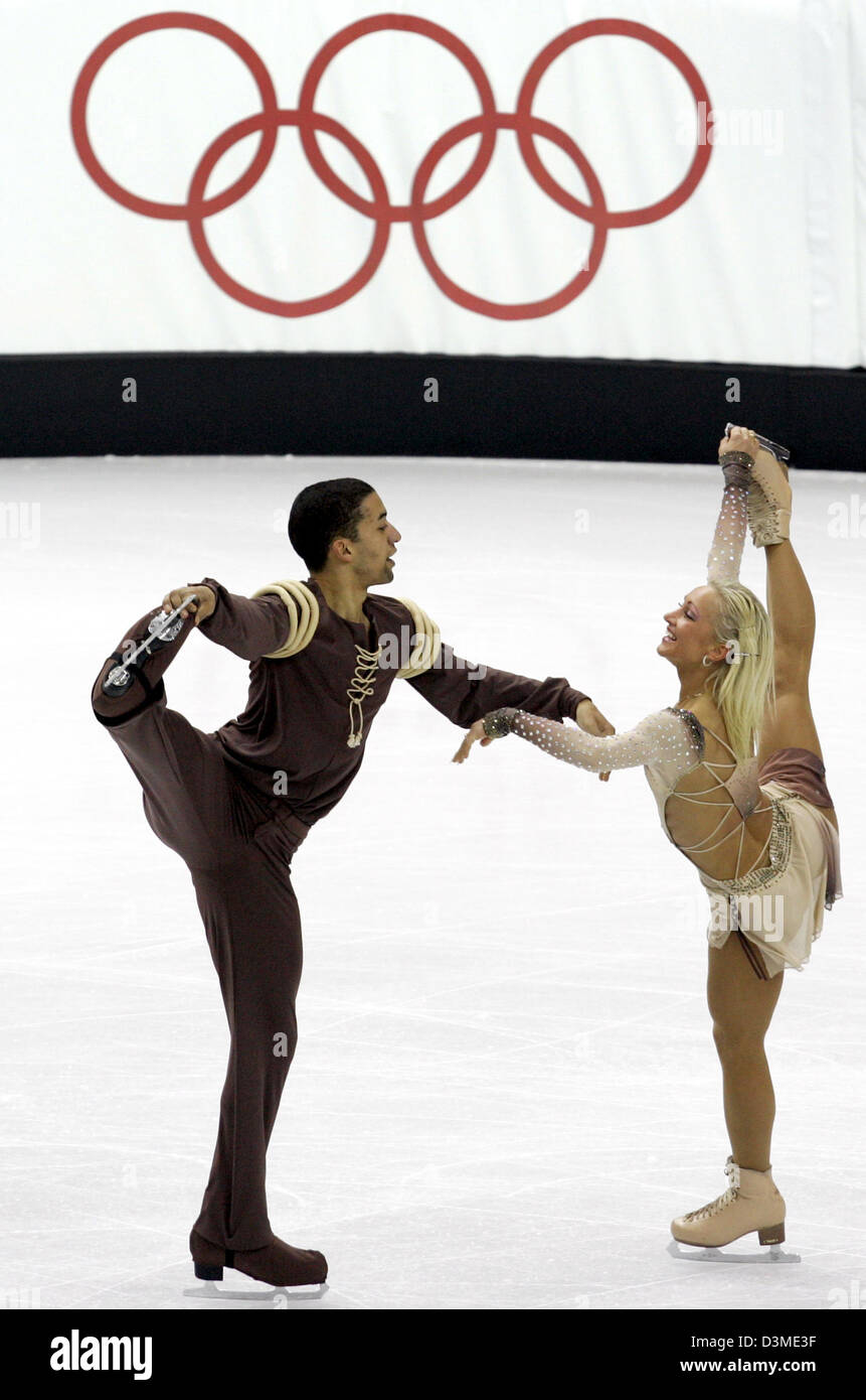 German figure skaters Aliona Savchenko (R) and Robin Szolkowy pictured