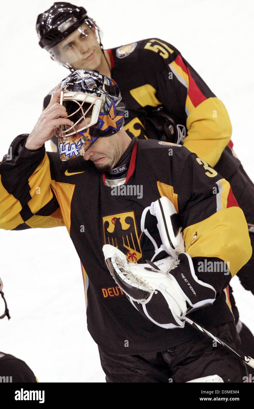 Turin 2006 ice hockey olympic hires stock photography and images Alamy