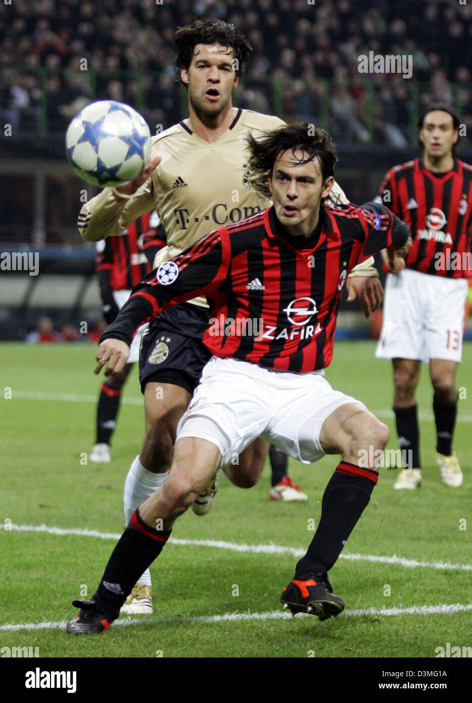 AC Milan's Filippo Inzaghi (front) and FC Bayern Munich's Michael Ballack fight for the ball during the UEFA Champions League round of last 16 clash at the Giuseppe-Meazza stadium in Milan, Italy, Wednesday, 08 March 2006. Deadlocked at 1-1 after the first leg, Inzaghi headed Milan ahead in the San Siro from Serginho's cross. Shevchenko missed a penalty but made up for it two minut Stock Photo